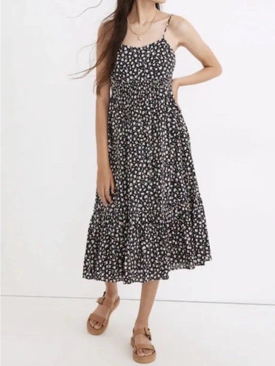 Madewell Dresses & Skirts - Madewell Cami Smock Waist Tiered Floral Midi Dress NWT